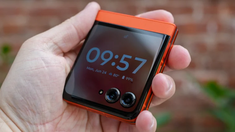 Motorola RAZR Review